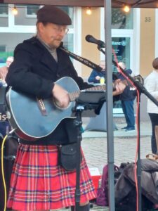 photo_2025-10-03_19-44-47